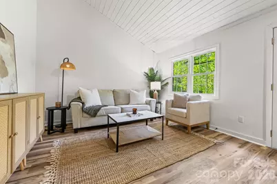 193 Sams Hill, Sylva, NC 28779 - Photo 2