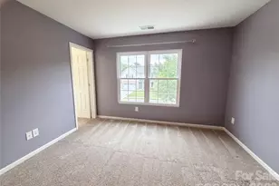 221 Sycamore Creek Rd, Fort Mill, SC 29708 - Photo 4
