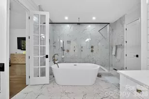 4047 Alexandra Alley Dr, Charlotte, NC 28210 - Photo 8