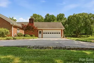 1020 Longreen Dr, Kernersville, NC 27284 - Photo 42