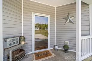 111 Robin St, Hendersonville, NC 28739 - Photo 4