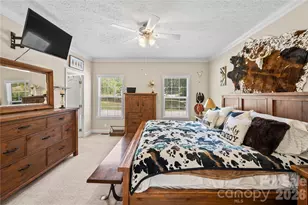 111 Robin St, Hendersonville, NC 28739 - Photo 16