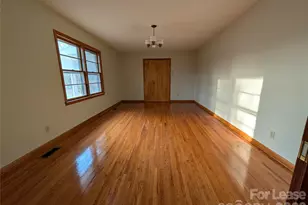 805 Edgewood Rd, Bessemer City, NC 28016 - Photo 4