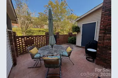 2705 North Street NW #65, Hickory, NC 28601 - Photo 4