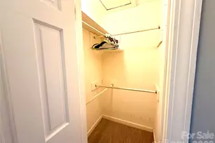 2705 North Center Street NW, Hickory, NC 28601 - Photo 22