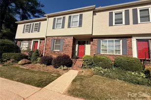 2705 North Center Street NW, Hickory, NC 28601 - Photo 1