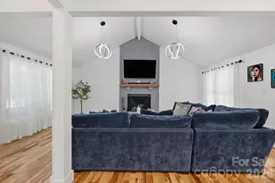 9307 Raintree Ln, Charlotte, NC 28277 - Photo 12
