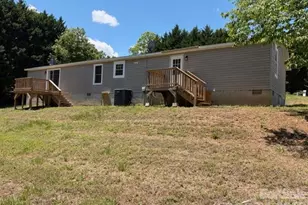 2659 Deertrack Dr, Connelly Springs, NC 28612 - Photo 18