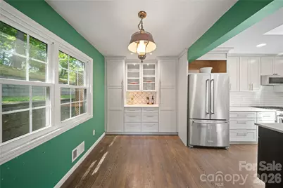 24 Warwick Place, Asheville, NC 28804 - Photo 18