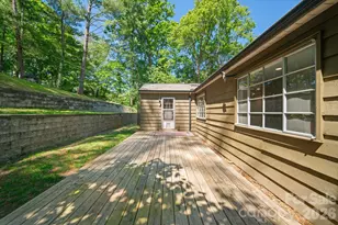 24 Warwick Pl, Asheville, NC 28804 - Photo 18