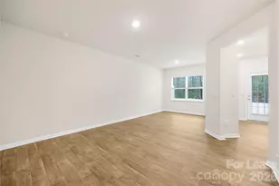 [Address not provided], Charlotte, NC 28216 - Photo 6