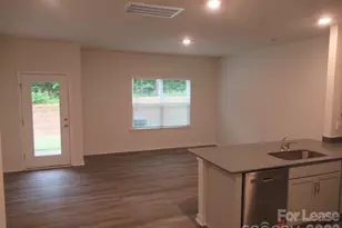 3192 Ora Smith Rd, Lincolnton, NC 28092 - Photo 4