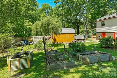 105 7th Street, Black Mountain, NC 28711 - Photo 34