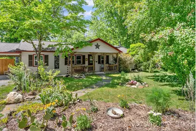 105 7th Street, Black Mountain, NC 28711 - Photo 1