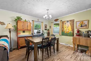 105 7th St, Black Mountain, NC 28711 - Photo 8