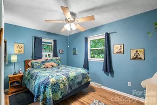 105 7th St, Black Mountain, NC 28711 - Photo 16
