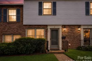 6436 Old Pineville Rd, Charlotte, NC 28217 - Photo 2