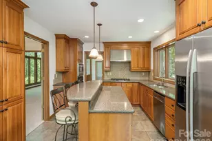 227 Estate Dr, Hendersonville, NC 28739 - Photo 18