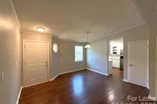 8209 Terra Linda Ln, Charlotte, NC 28215 - Photo 2