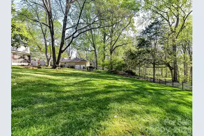 3719 Huckleberry Road, Charlotte, NC 28210 - Photo 38