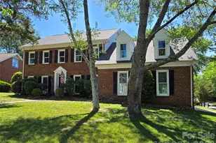 2900 Polo Ridge Ct, Charlotte, NC 28210 - Photo 2