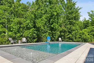 1074 Weir Ct, Fort Mill, SC 29708 - Photo 8