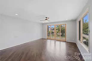 919 Westbrook Dr, Charlotte, NC 28202 - Photo 8