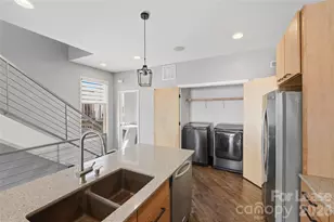 919 Westbrook Dr, Charlotte, NC 28202 - Photo 14