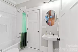2315 Dundeen St, Charlotte, NC 28216 - Photo 20