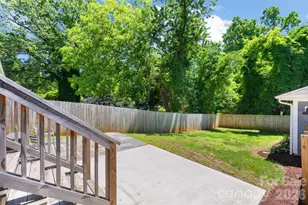 2315 Dundeen St, Charlotte, NC 28216 - Photo 36