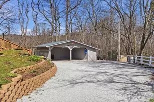 3731 Dillard Rd, Highlands, NC 28741 - Photo 6