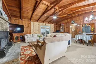 3731 Dillard Rd, Highlands, NC 28741 - Photo 18