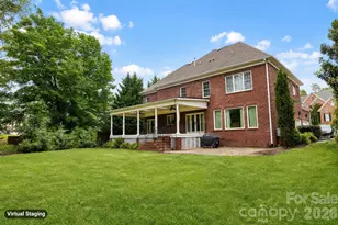 880 Hickory Stick Dr, Fort Mill, SC 29715 - Photo 2