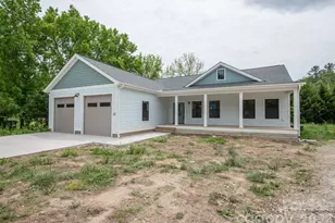 45 Gash Cv Rd, Hendersonville, NC 28791 - Photo 2