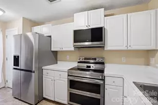 17515 Tuscany Ln, Cornelius, NC 28031 - Photo 10