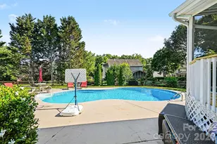 7068 Kidwelly Ln, Matthews, NC 28104 - Photo 32