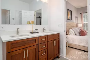 820 Autumn Rain Ln, Charlotte, NC 28209 - Photo 22