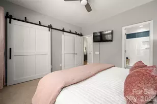 820 Autumn Rain Ln, Charlotte, NC 28209 - Photo 20