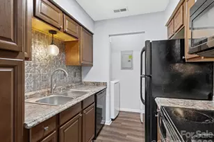 110 9B Heywood Rd, Arden, NC 28704 - Photo 6