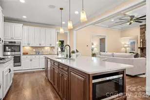 910 Abilene Ln, Fort Mill, SC 29715 - Photo 14