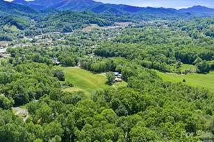 639 Hunter St, Burnsville, NC 28714 - Photo 20