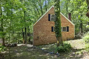 639 Hunter St, Burnsville, NC 28714 - Photo 10