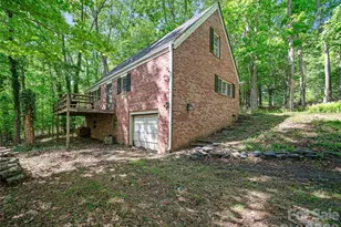 639 Hunter St, Burnsville, NC 28714 - Photo 22