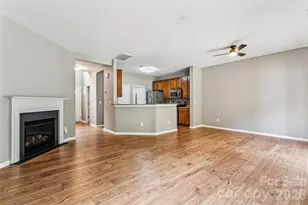 11961 Stratfield Pl Cir, Pineville, NC 28134 - Photo 2
