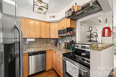 4329 Hathaway Street #G, Charlotte, NC 28211 - Photo 8