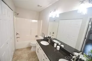 605 Mountainwater Dr, Charlotte, NC 28262 - Photo 16
