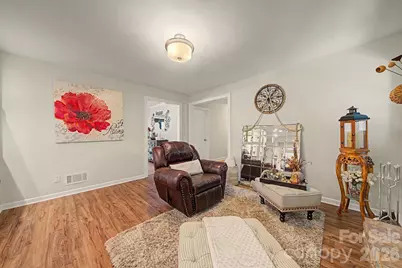5127 Hoover Drive, Charlotte, NC 28269 - Photo 20