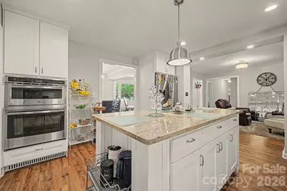 5127 Hoover Drive, Charlotte, NC 28269 - Photo 8