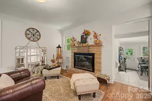 5127 Hoover Dr, Charlotte, NC 28269 - Photo 16