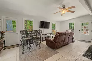 5127 Hoover Dr, Charlotte, NC 28269 - Photo 30